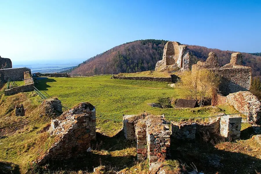 Hrad Lichnice